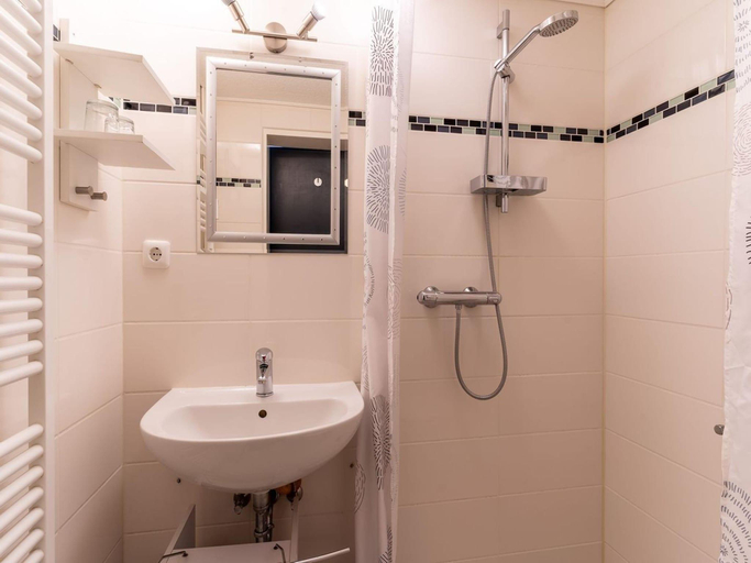 Bathroom 3, Ferienwohnung Ankerplatz in Busum, Dithmarschen