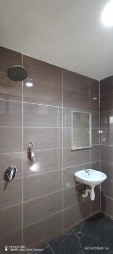 Bathroom 3, The great hotel, Kinta