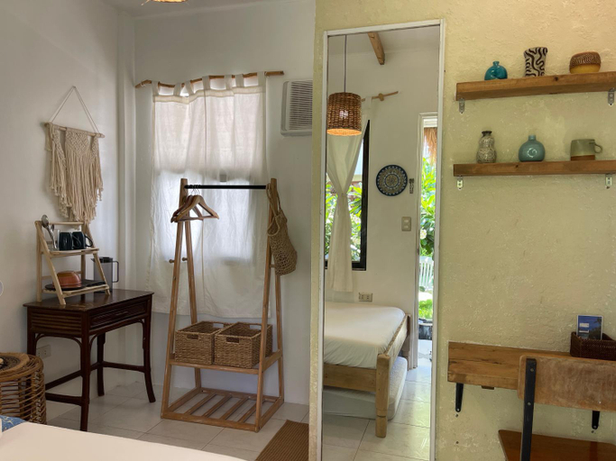 Bedroom, Canvas Inn, Malay