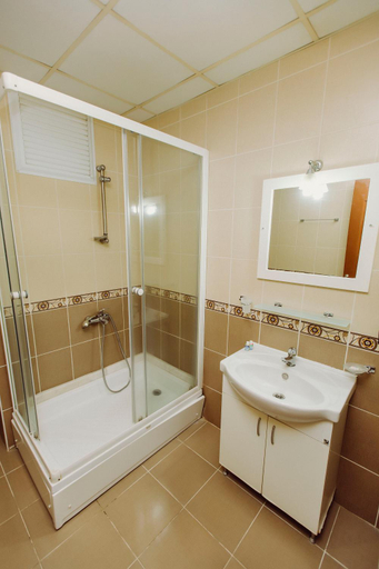 Bathroom 5, Ozalp Han Hotel, Ortaca