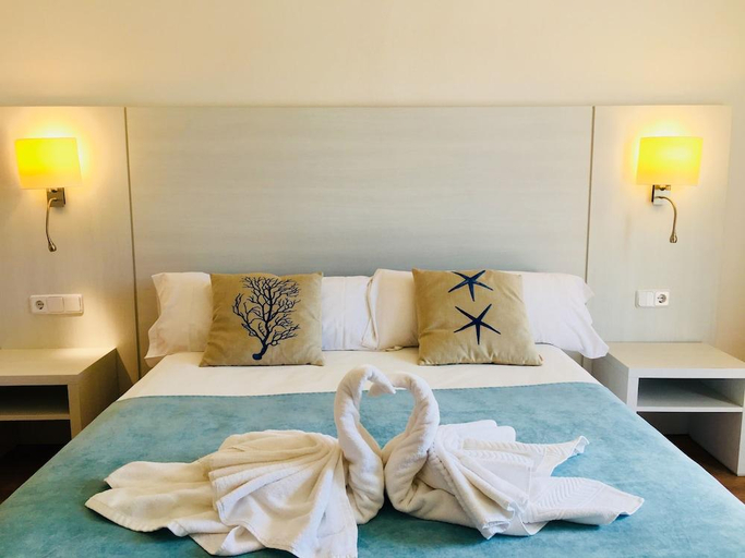 Bedroom 3, Hotel Miramar, Baleares