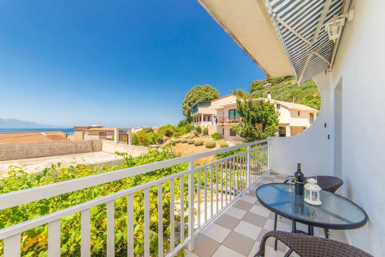 Others 2, Apartments Tilda- 50m to Pebble Beach, Gradac