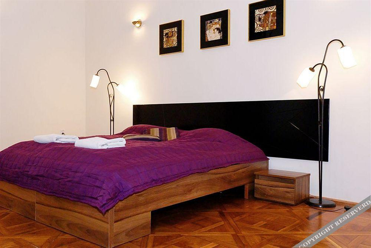 Bedroom 2, Krakow For You Budget, Kraków City