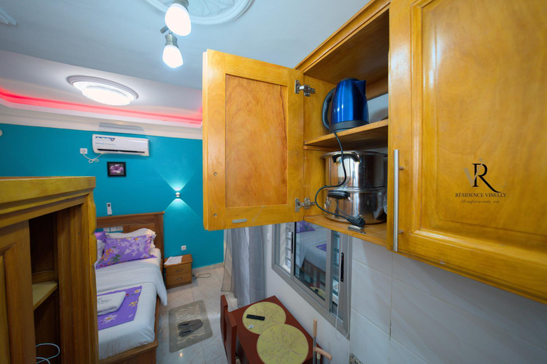 Others 4, Residence Vinelly, Wouri