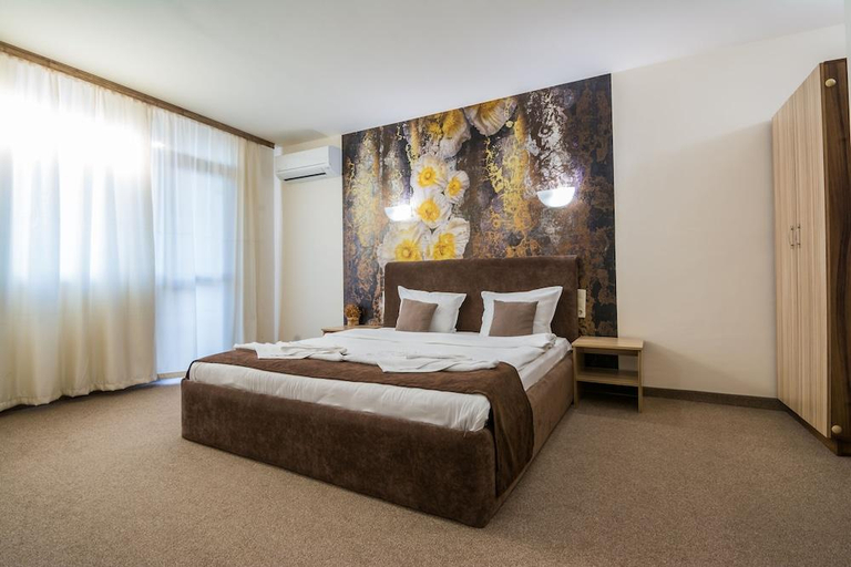 Bedroom 3, Flamingo Plovdiv, Rodopi