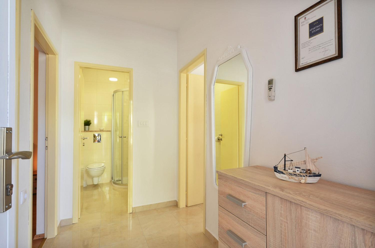 Facilities 4, Apartment Jakov Grscica, Blato