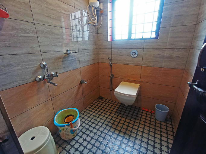 Bathroom, Pushkar Cottages Murdeshwar, Uttara Kannada
