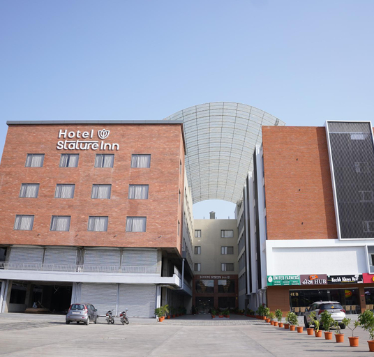 Exterior & Views 1, HOTEL STATURE INN, Narmada