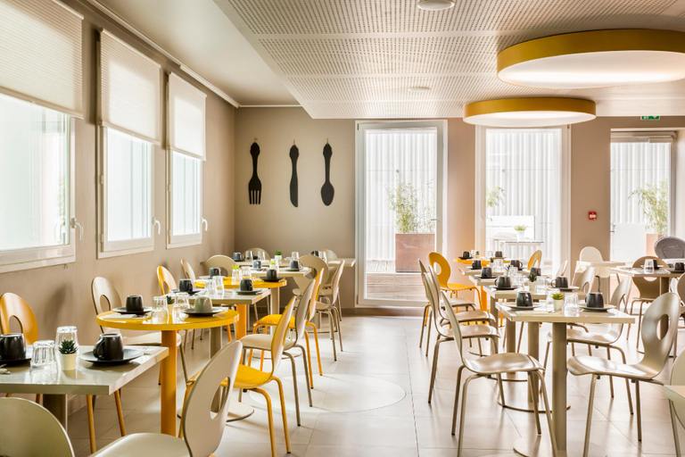 Food & Drinks 4, Appart City Collection Paris Velizy, Yvelines