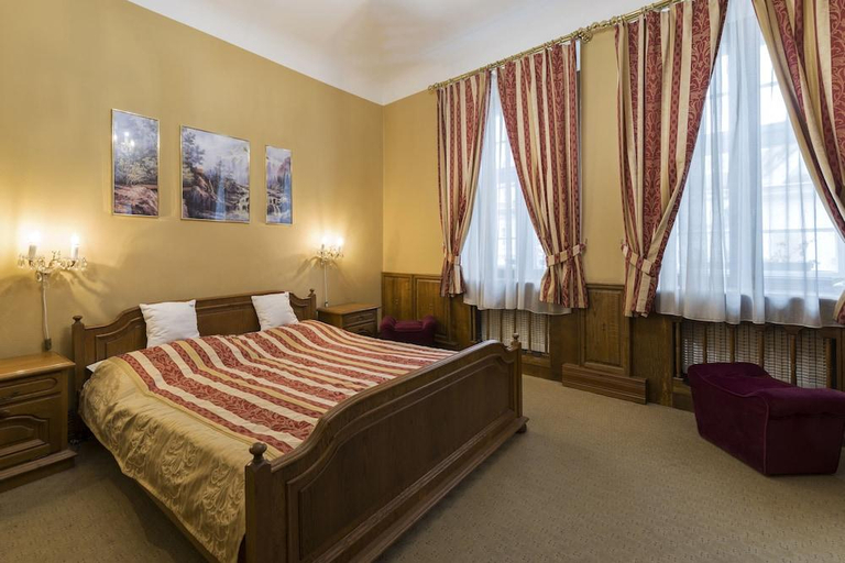 Bedroom 3, Betlem Club Hotel, Praha 1