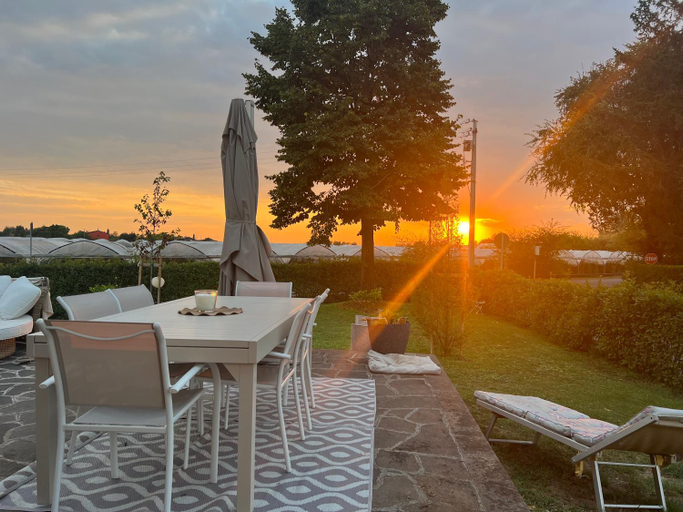 Food & Drinks 4, The little lake Verona villa, Verona