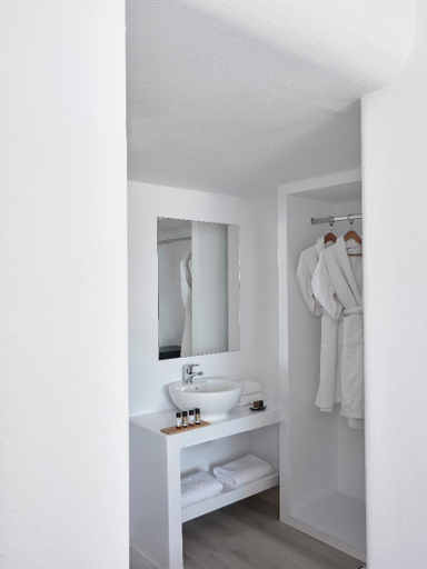 Bathroom 4, Pietra E Mare-Mykonos Moments, South Aegean
