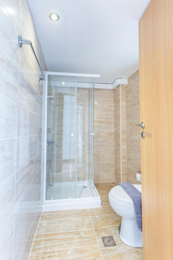 Bathroom 2, Neva's Apartment's in Center Chania 1 2, Crete