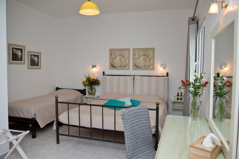 Bedroom 3, Fraskoula's Beach, South Aegean