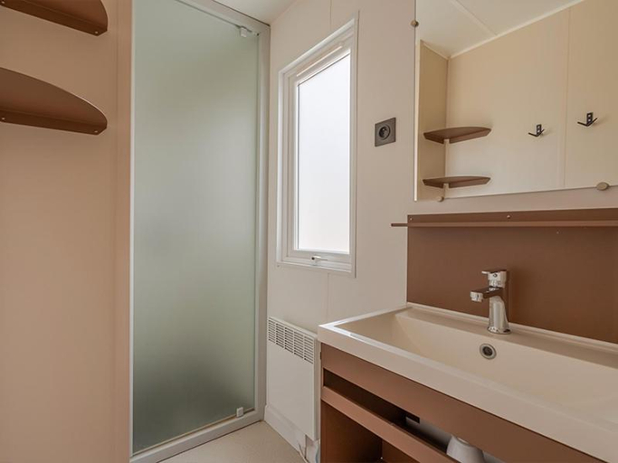 Bathroom 4, Camping Les Grenettes, Charente-Maritime
