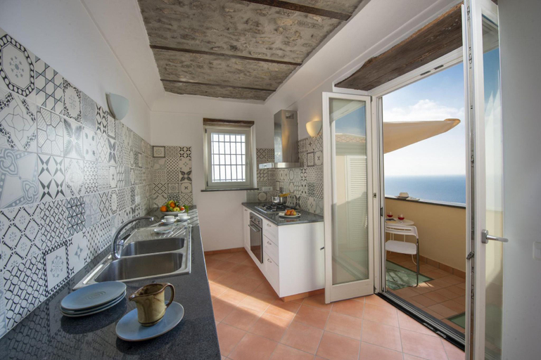 Others 5, Villa Cimino - Central Villa Stunning Sea View, Salerno