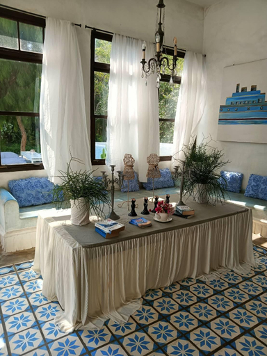 Food & Drinks, Brassiere Beach Hotel, K. Sam Roi Yot