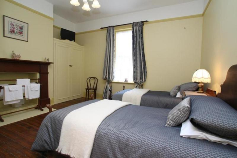 Bedroom, Fitzpatrick's Inn, Meander Valley