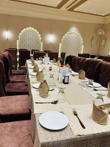 Business Facilities 4, Orchha Vilas, Tikamgarh