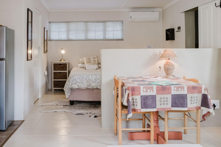 Bedroom 2, Anchorage Inn, Cape Winelands