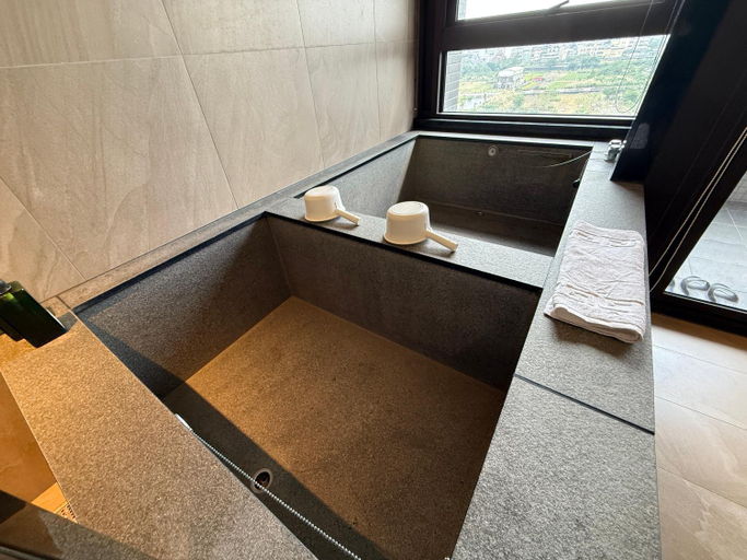 Bathroom 3, Sunrise Hot Spring House, Yilan
