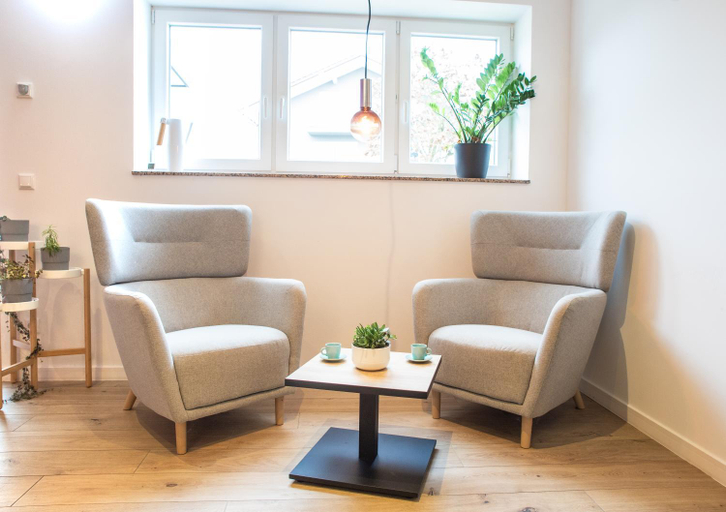 Others 5, Gastezimmer ROSS, Ebersberg