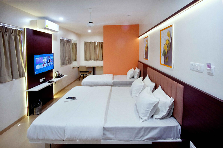 Bedroom 2, Hotel Haldi, Nashik