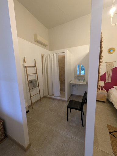 Bedroom 2, Chateau Sainte Colombe - Chambres, Hérault