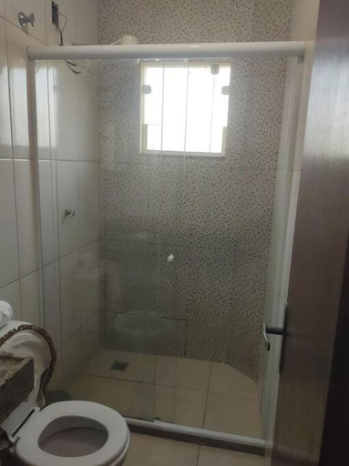Bathroom 5, Kitinet Verolme AFP 1, Angra dos Reis
