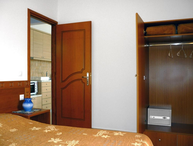 Bedroom 4, Nereides Seaside Apartments, North Aegean