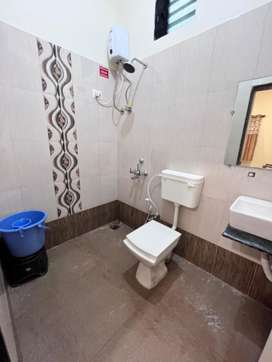 Bathroom 3, Sneha Farm House, Sindhudurg