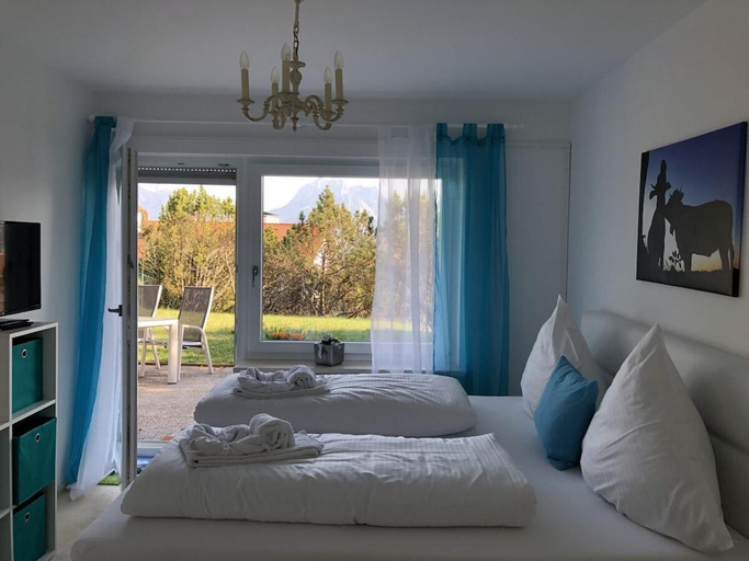 Bedroom 2, Villa Alpenblick Comfortable holiday residence, Ostallgäu