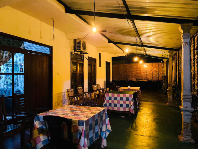 Others 4, Pawana Rest, Dambulla