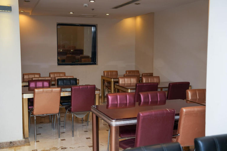 Food & Drinks, فندق الرسالة الذهبي 1 توصيل مجاني للحرم, Makkah