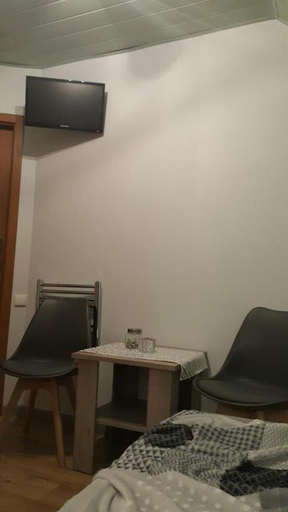 Bedroom 3, Pokoje Gościnne Kacper blisko Gondoli, Cieszyn