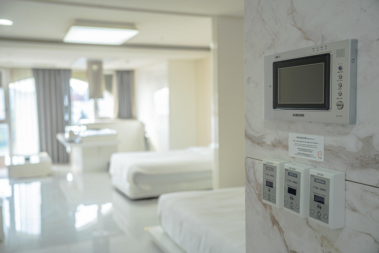 Bedroom 2, Ocean Palace Hotel Seogwipo, Seogwipo
