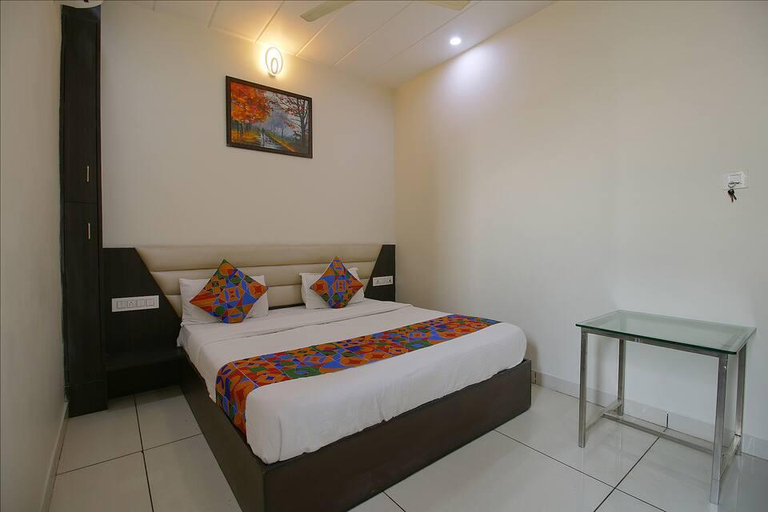 Bedroom 2, Fabhotel 4G, Bhopal