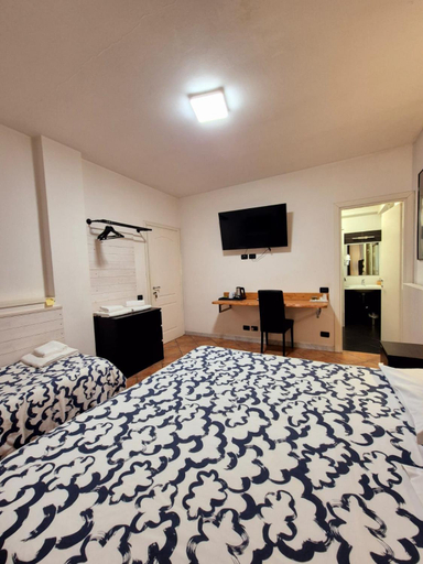 Others 3, B&B Il Viaggiatore, Massa Carrara