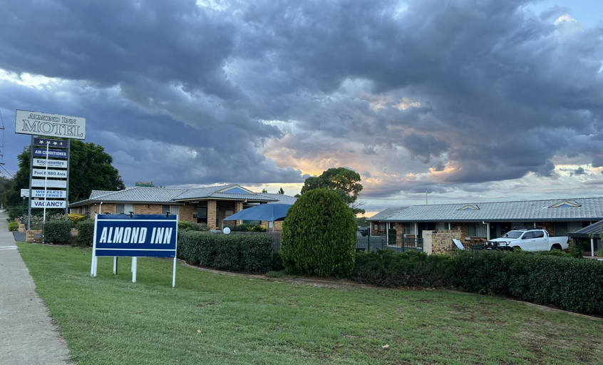 Exterior & Views 1, Almond Inn, Tamworth Regional - Pt A