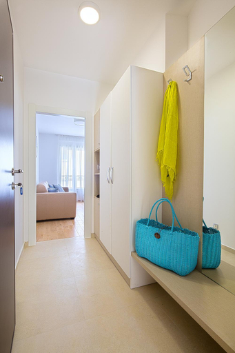 Others 4, Chiron Apartments