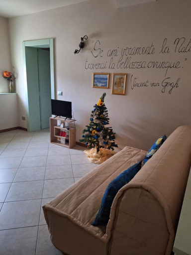 Others 3, La casina di Vincent, Arezzo