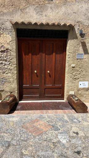 Others 3, B&B U Spuortu, Cosenza