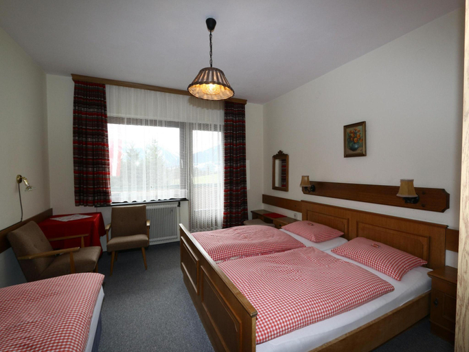 Bedroom 2, Apartment in Vorberg near Dachstein Glacier, Liezen