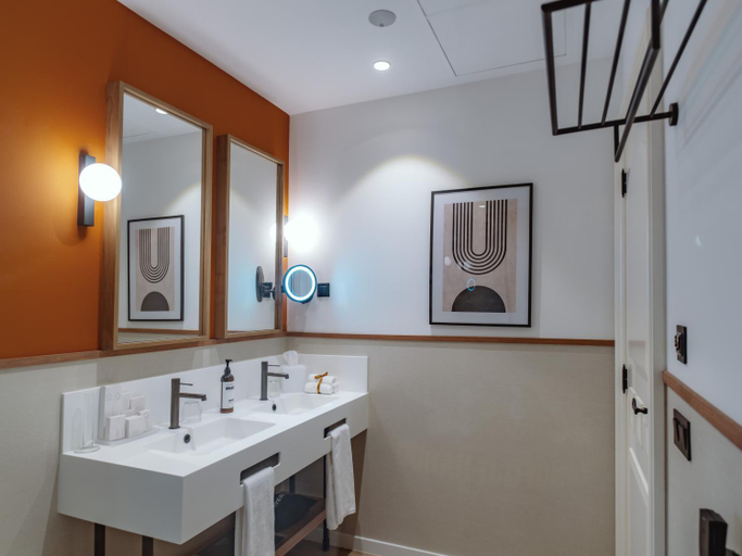 Bathroom 4, Hyatt Ziva Madeira, Machico