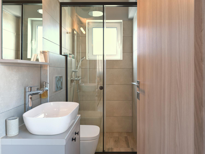 Bathroom 3, Penthouse Apartment & Studio near Glyfada - free Parking, Attica