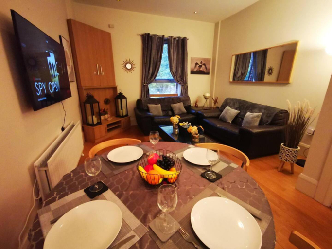 Others 4, 2BR Modern Luxury Loft Apartment, Belfast