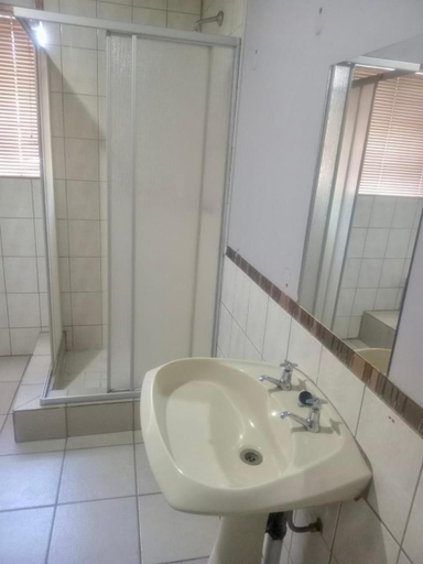 5, Protea Park Retreat, Bojanala