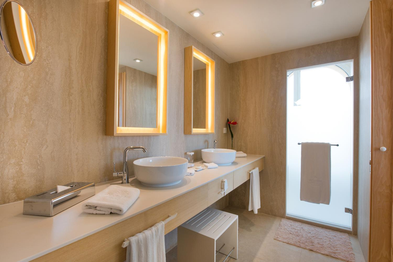 Bathroom 5, Iberostar Selection Anthelia, Santa Cruz de Tenerife