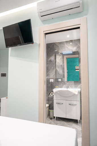 Bathroom 5, Napolitano Rooms - CENTRAL STATION, Napoli