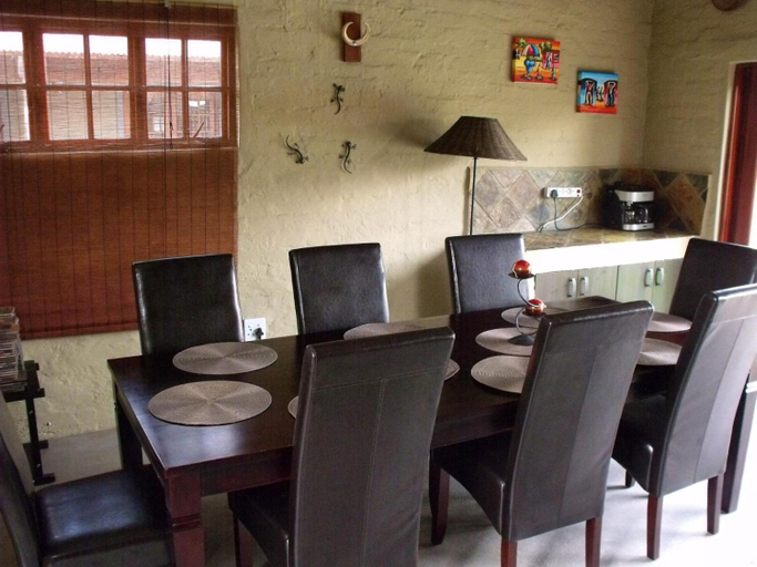 Others 3, Commalong Lodge, Ekurhuleni